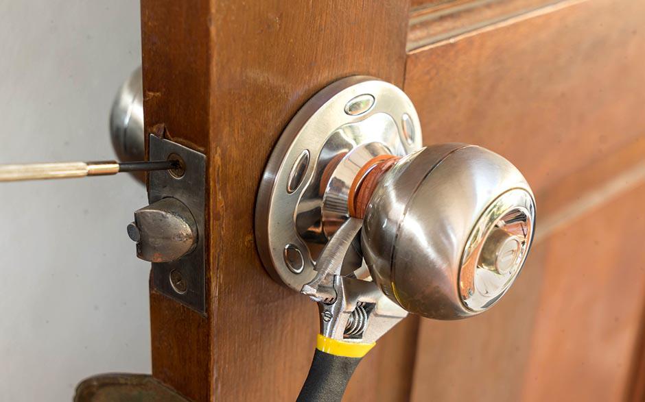 changer une serrure de porte Ballancourt-sur-Essonne